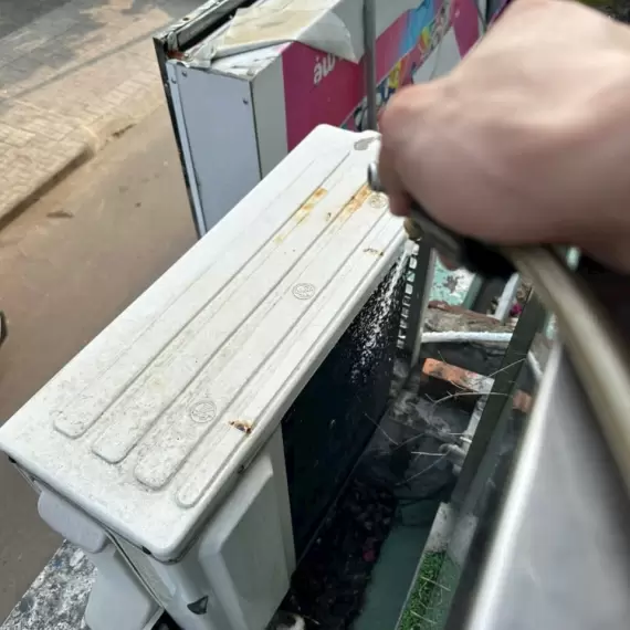 BƠM GAS MÁY LẠNH TP.HCM